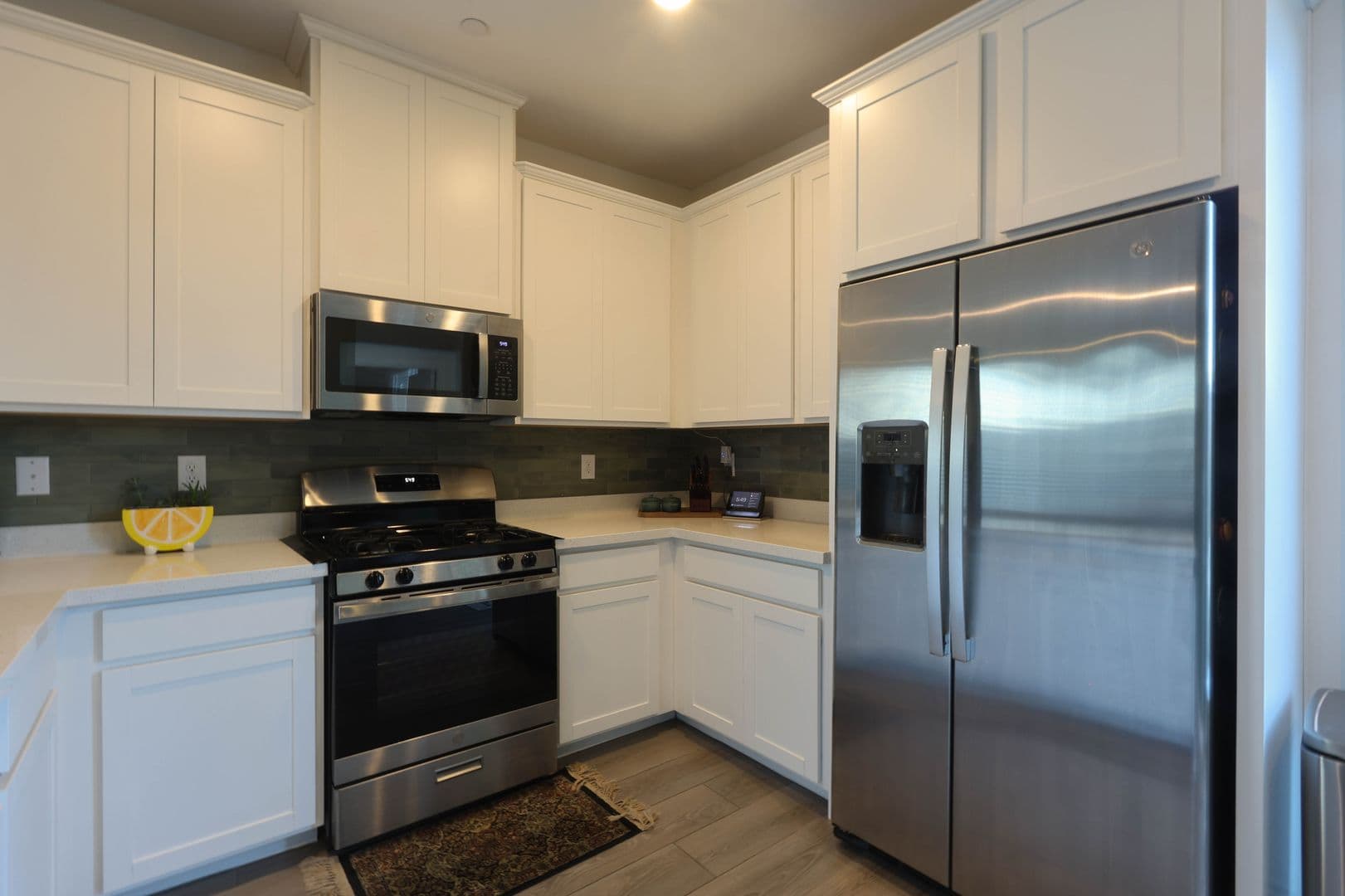 Henderson House: 294 Bridge Canyon St