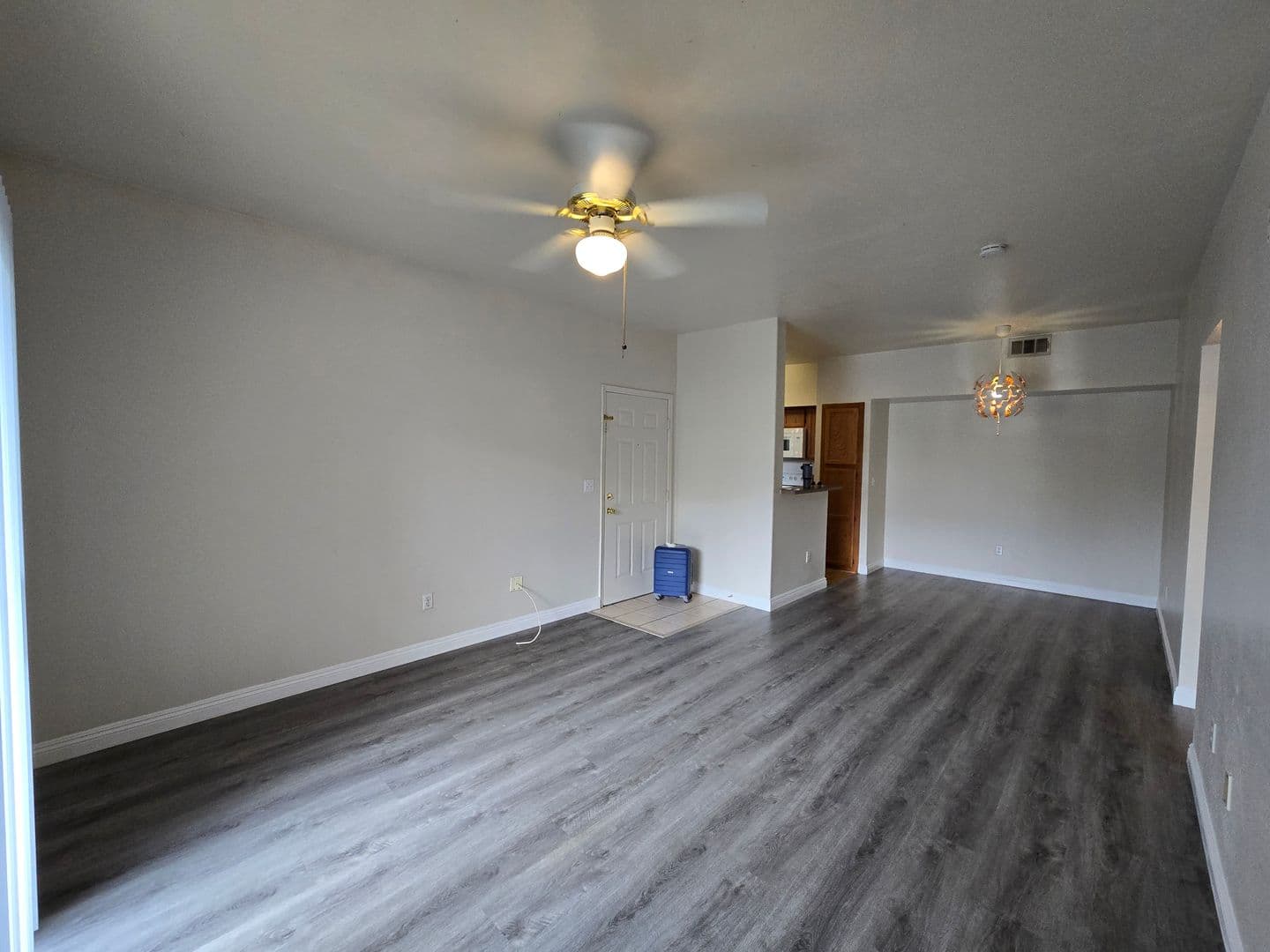 Las Vegas House: 9620 W Russell Rd #1122