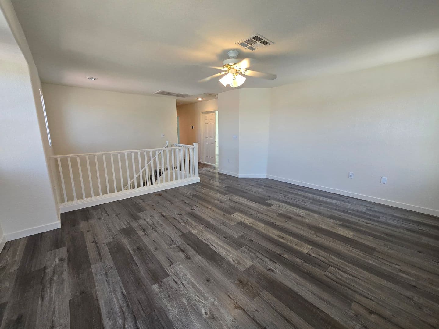 Henderson House: 3033 Panorama Ridge Dr
