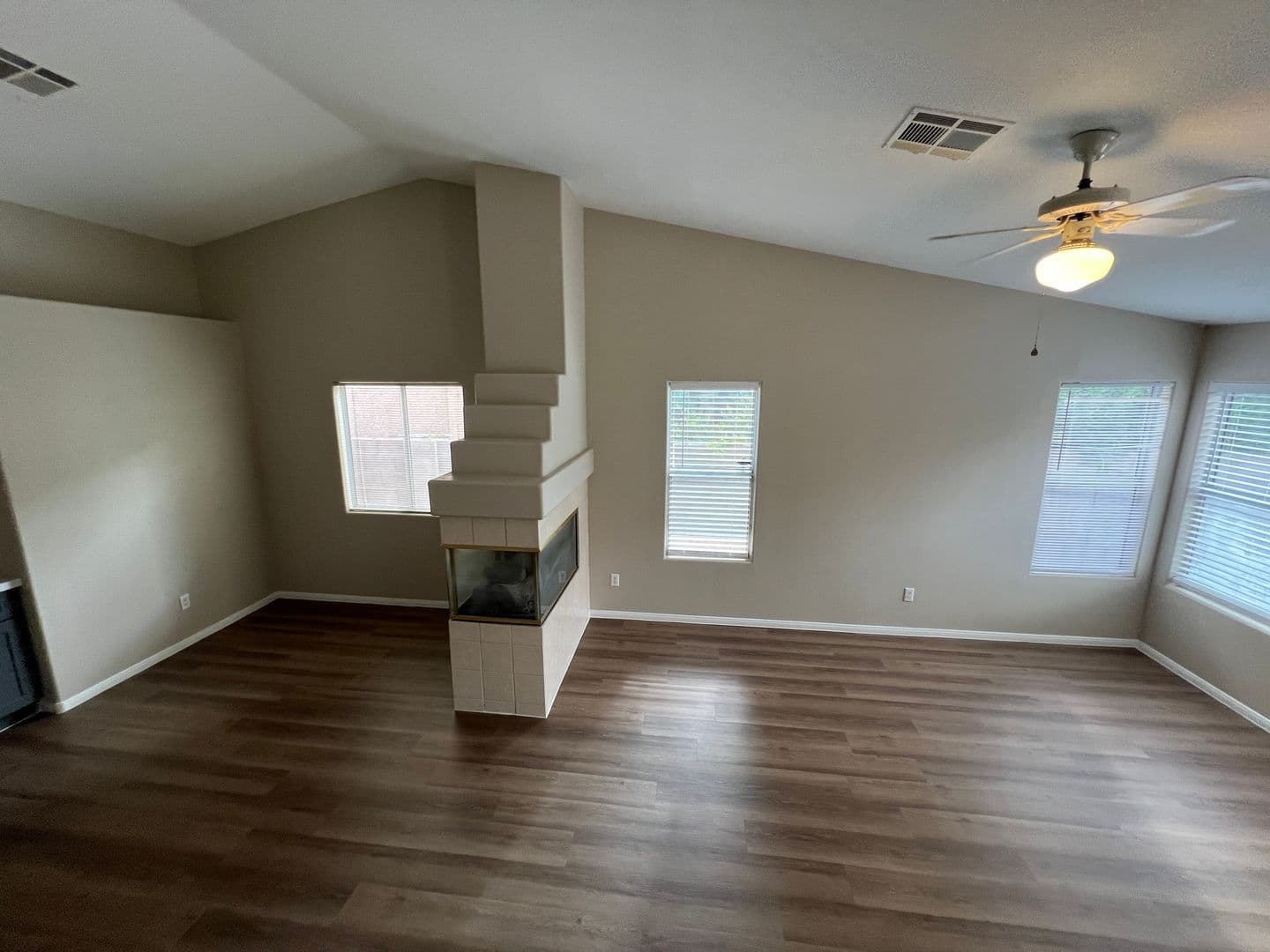 N Las Vegas House: 4717 Pointe Decatur Way
