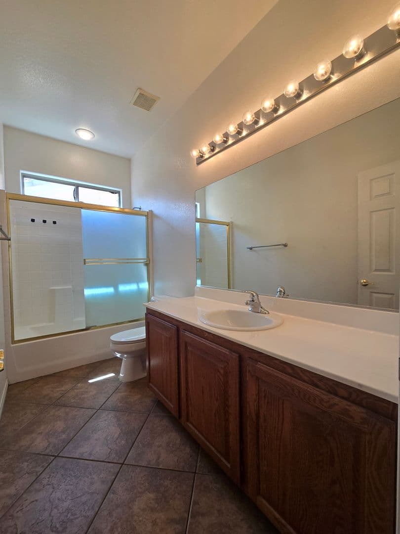 Las Vegas House: 9164 Craven Ave