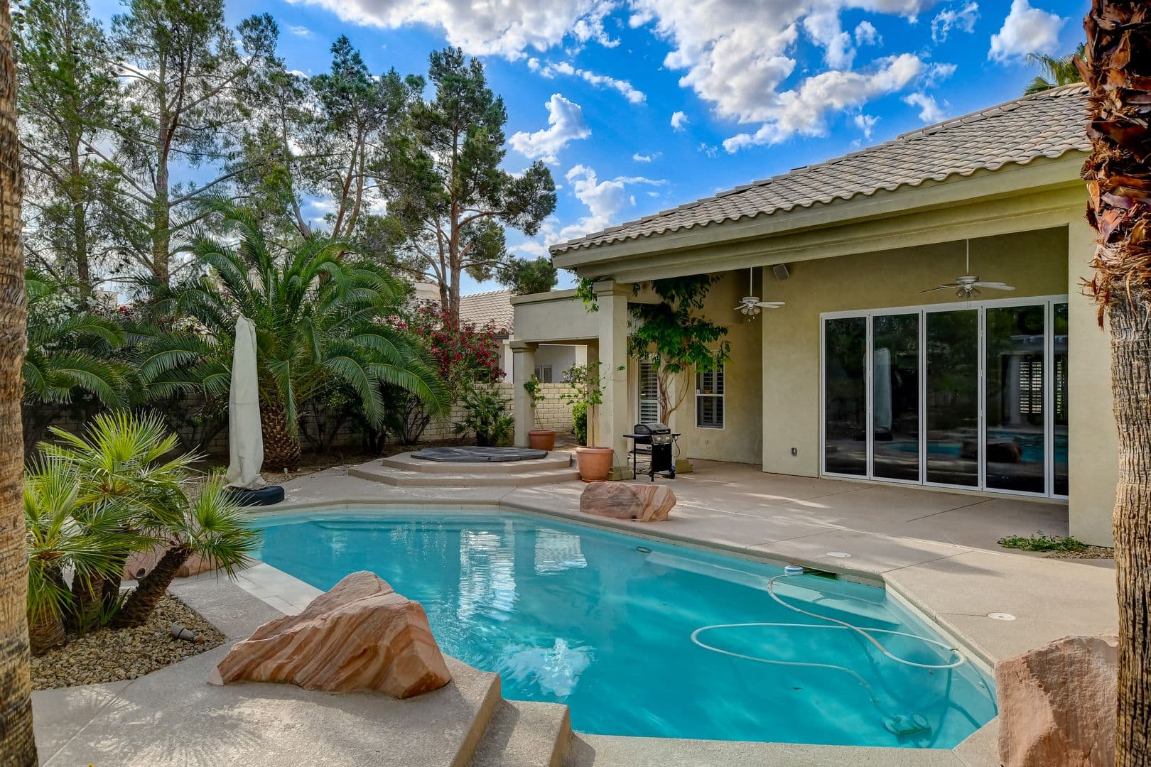 Las Vegas House: 7417 Doe Ave