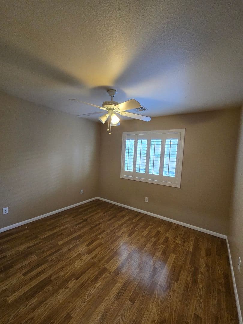 Las Vegas House: 816 Bow Creek Ln