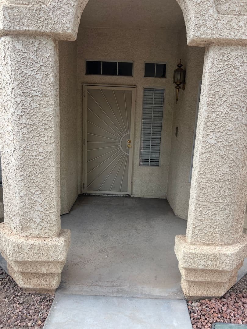N Las Vegas House: 4717 Pointe Decatur Way