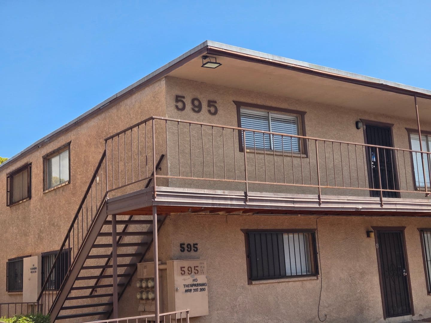 Las Vegas Condo: 595 Royal Crest Cir #19