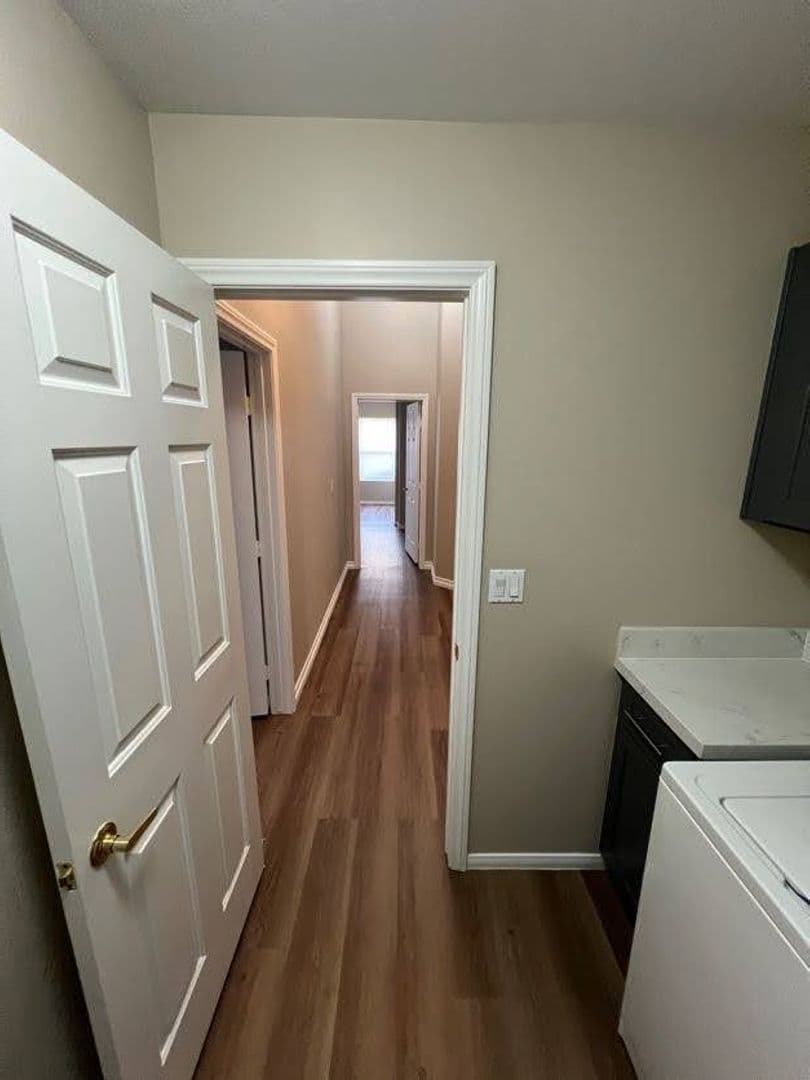 N Las Vegas House: 4717 Pointe Decatur Way