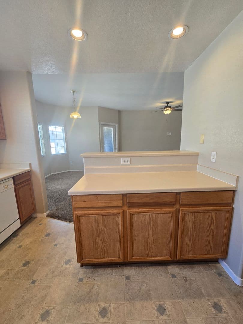 Las Vegas House: 9330 W Maule Ave #216