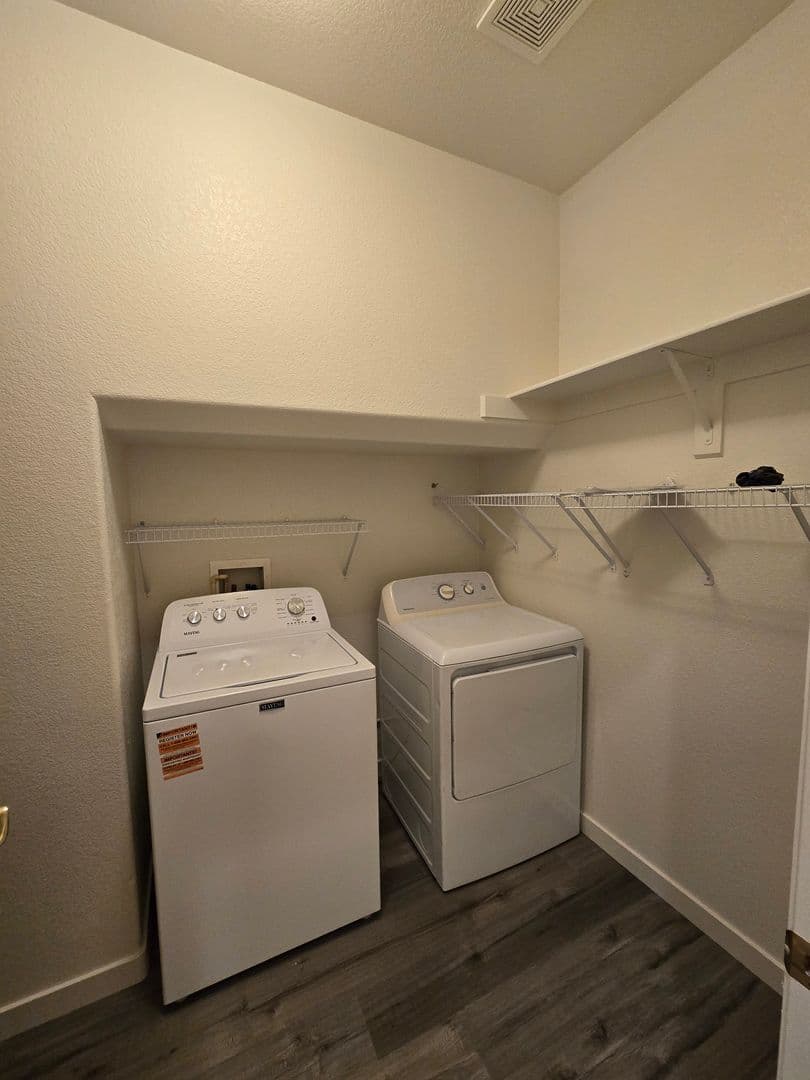 Henderson House: 3033 Panorama Ridge Dr