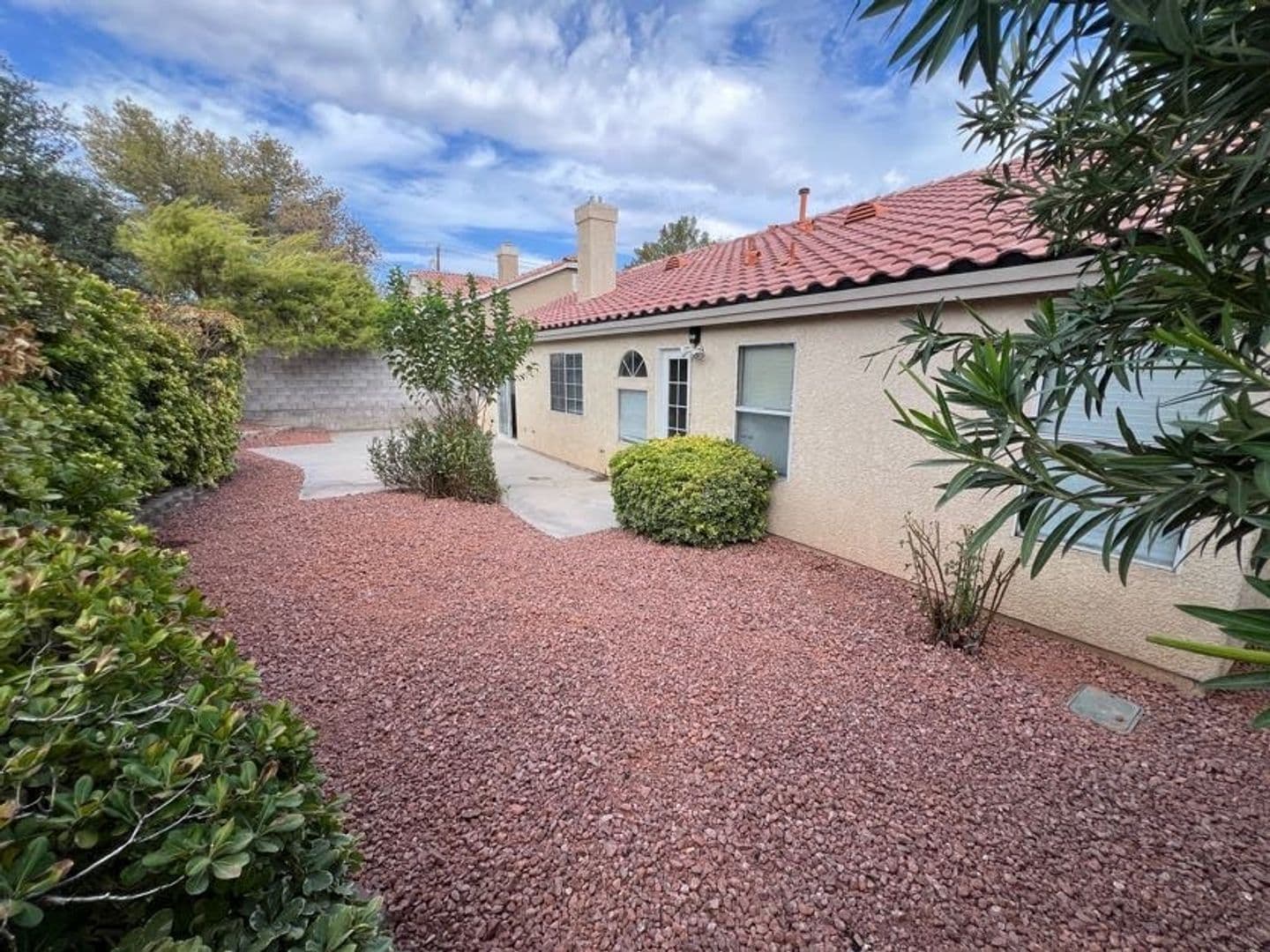 N Las Vegas House: 4717 Pointe Decatur Way