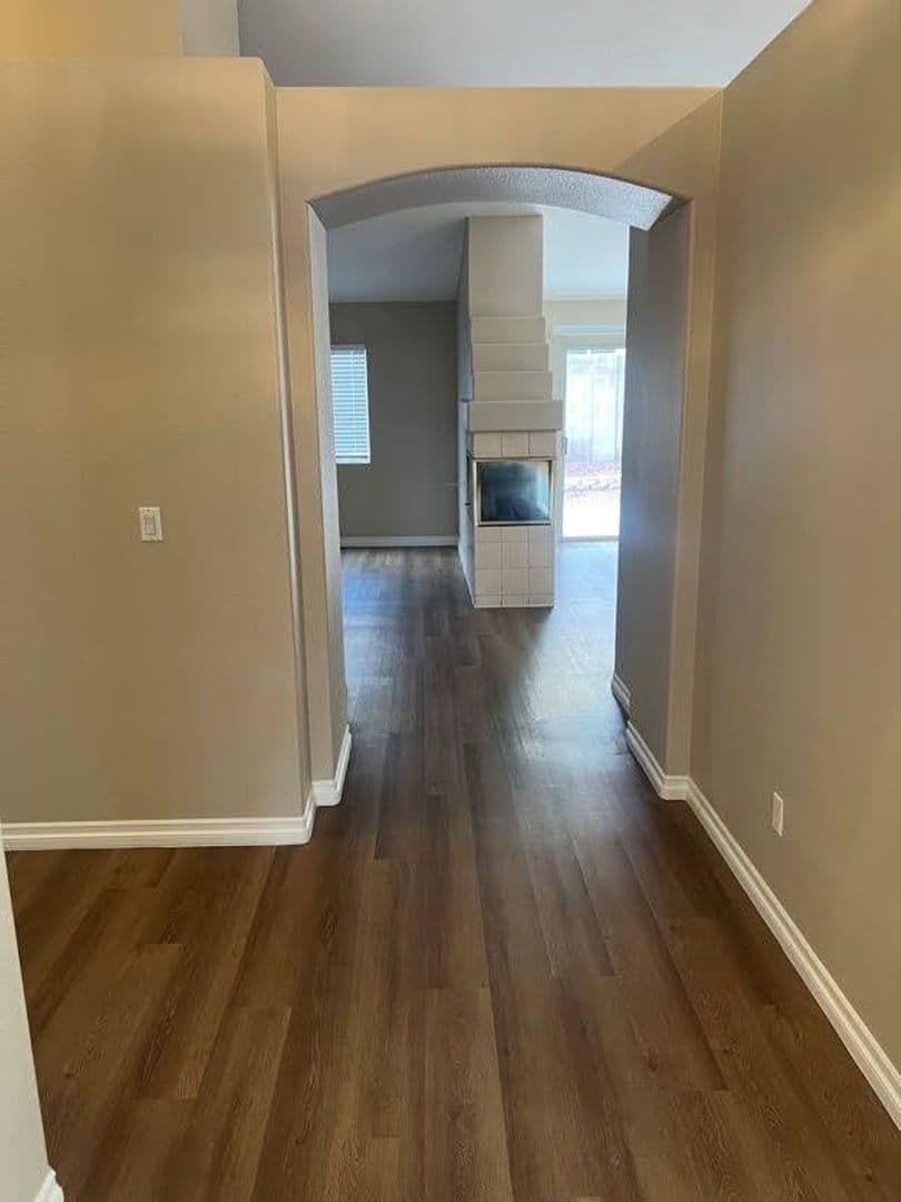 N Las Vegas House: 4717 Pointe Decatur Way