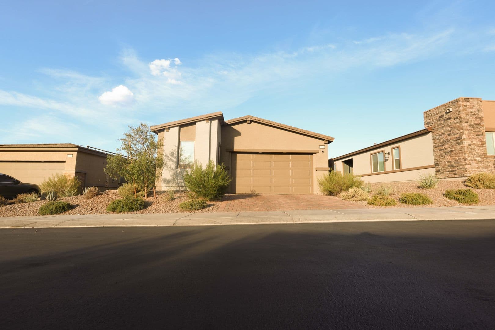 Henderson House: 294 Bridge Canyon St