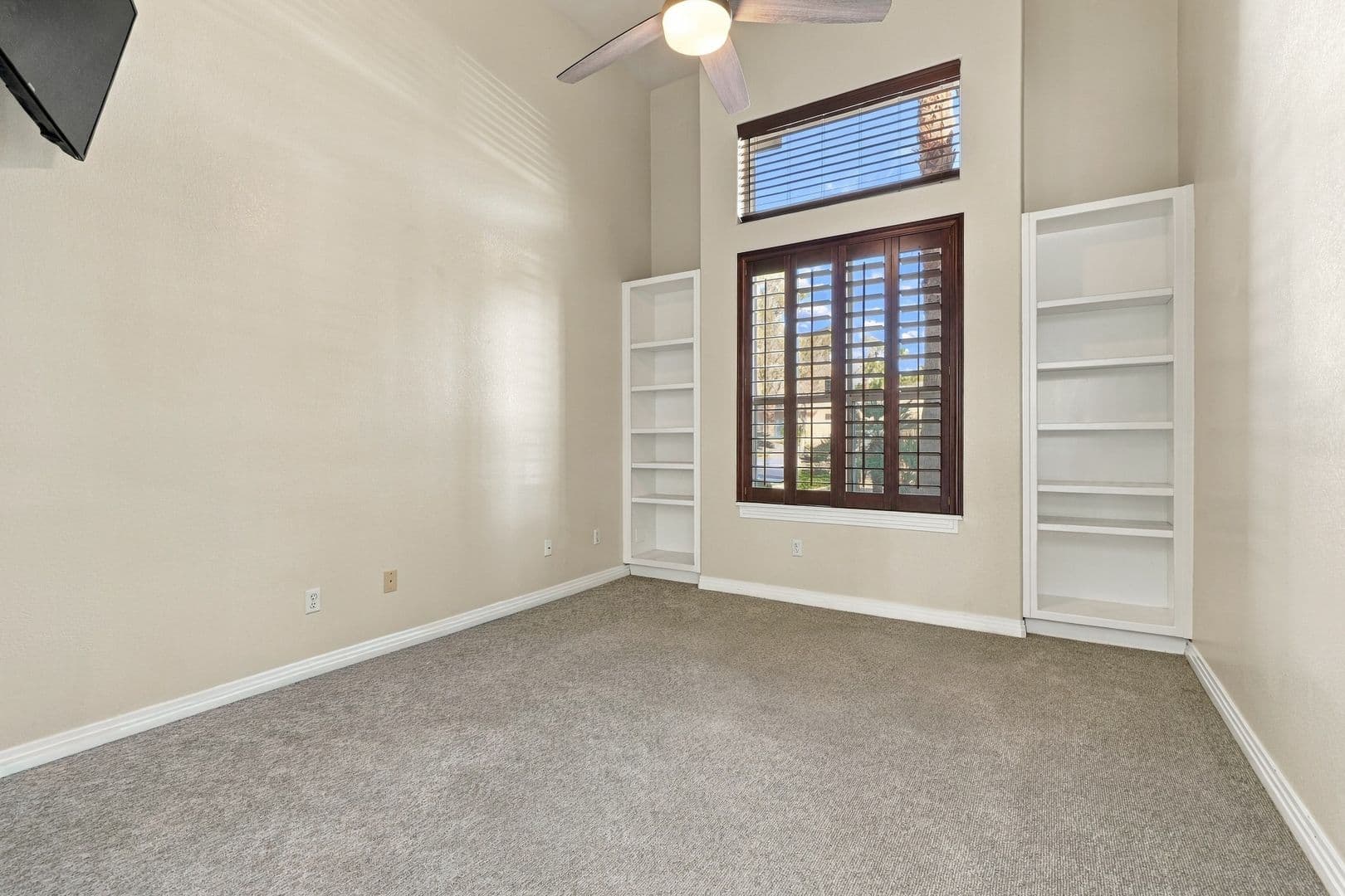 Las Vegas House: 7417 Doe Ave