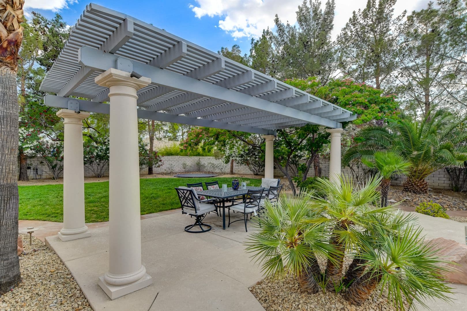 Las Vegas House: 7417 Doe Ave