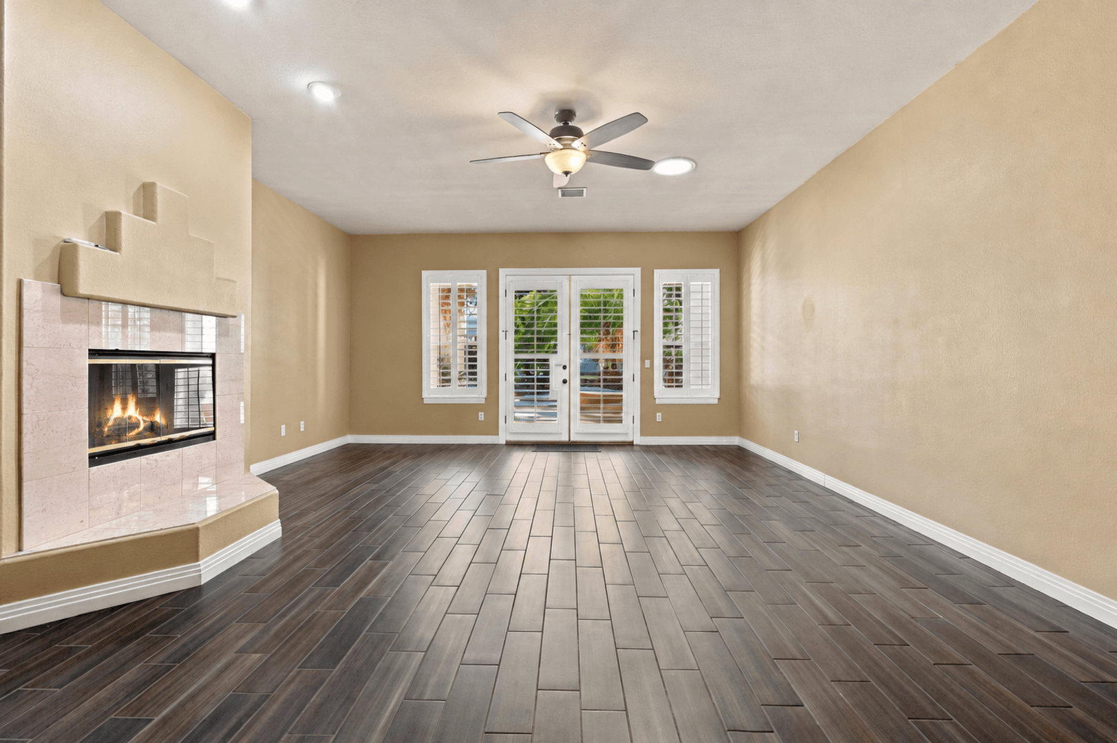 Las Vegas House: 7417 Doe Ave
