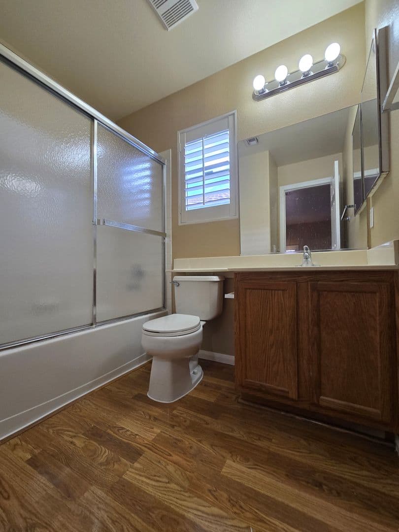 Las Vegas House: 816 Bow Creek Ln