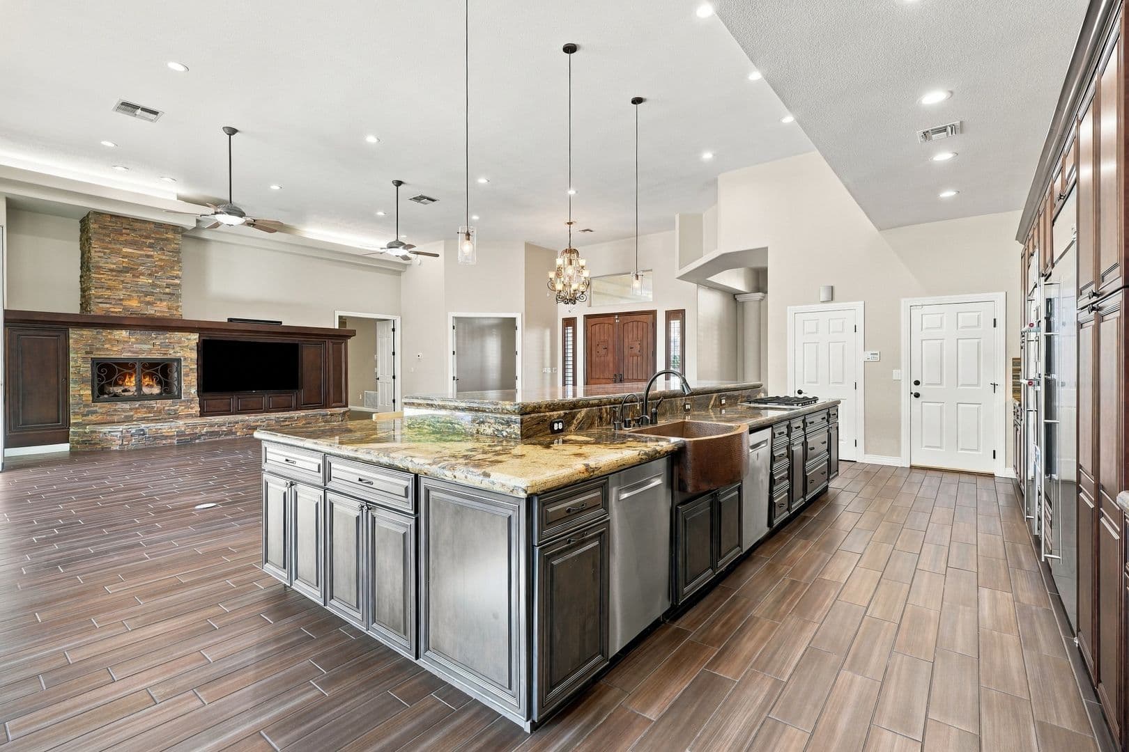 Las Vegas House: 7417 Doe Ave