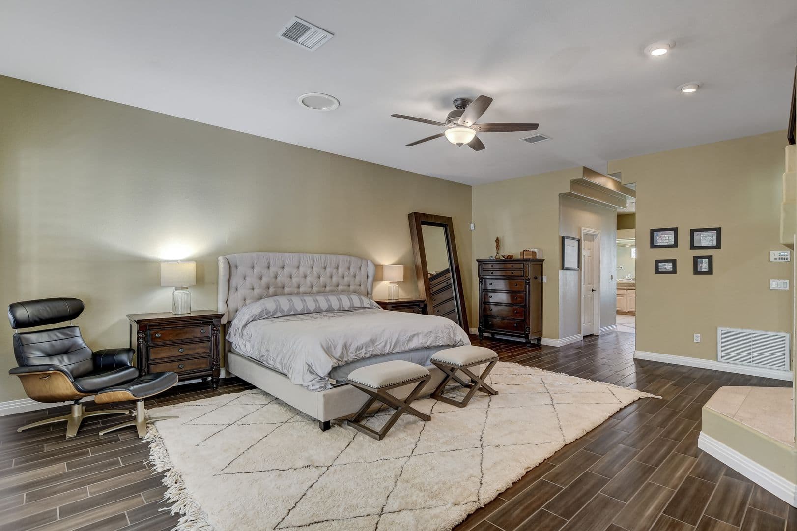 Las Vegas House: 7417 Doe Ave