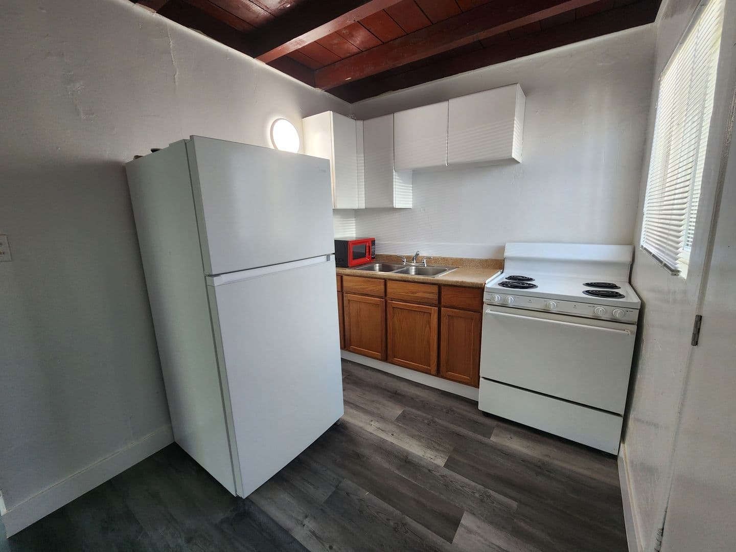 Las Vegas Apartment: 432 N 15th Street