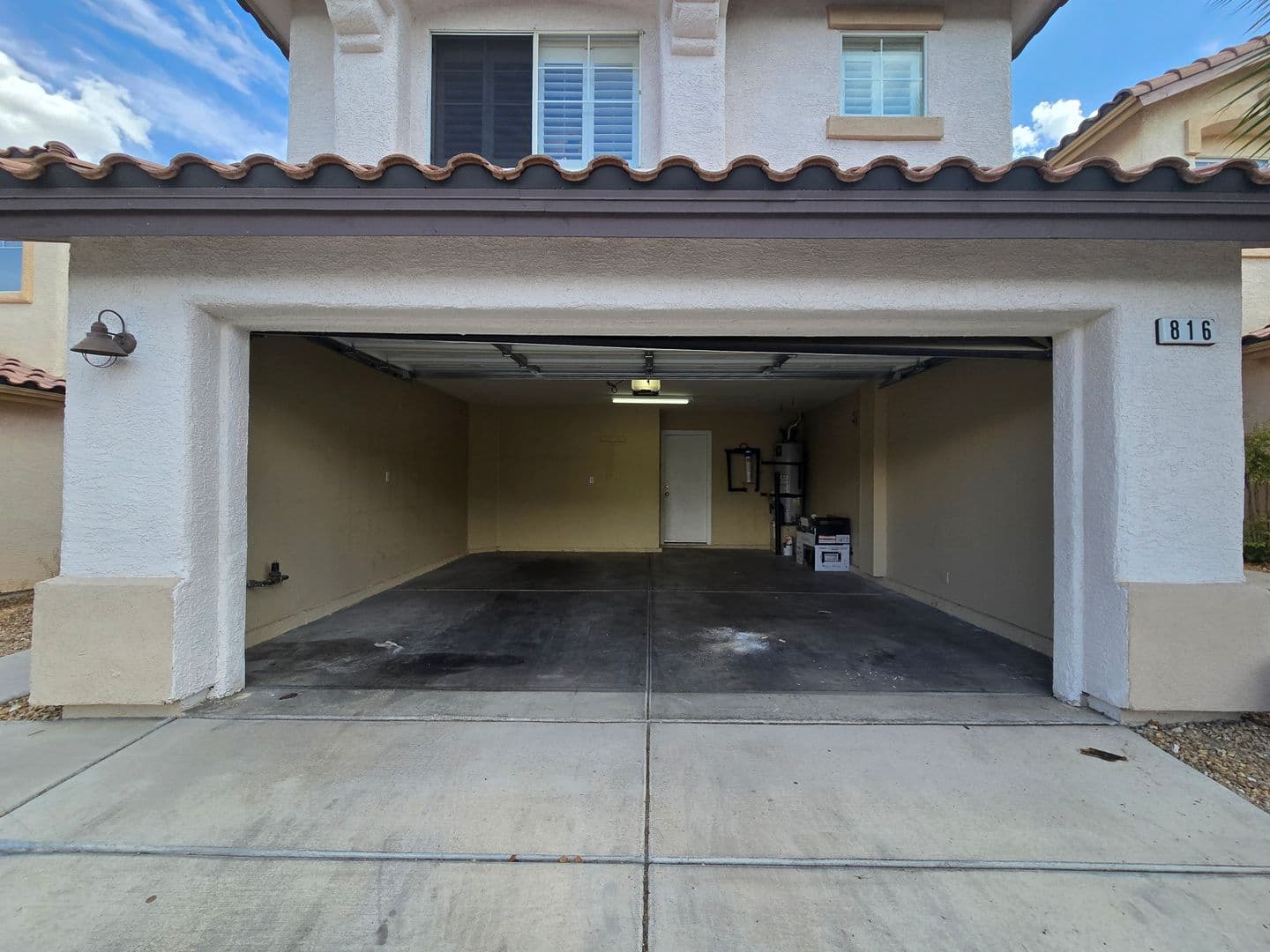 Las Vegas House: 816 Bow Creek Ln