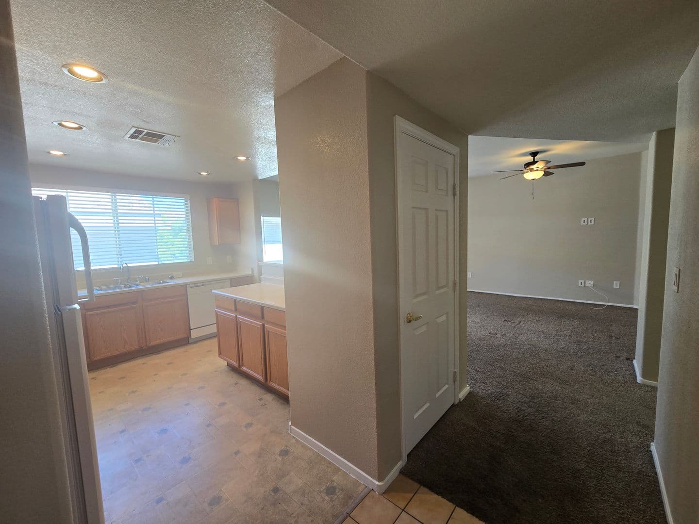 Las Vegas House: 9330 W Maule Ave #216