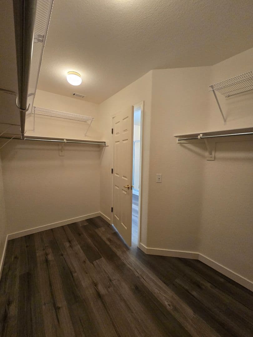 Henderson House: 3033 Panorama Ridge Dr