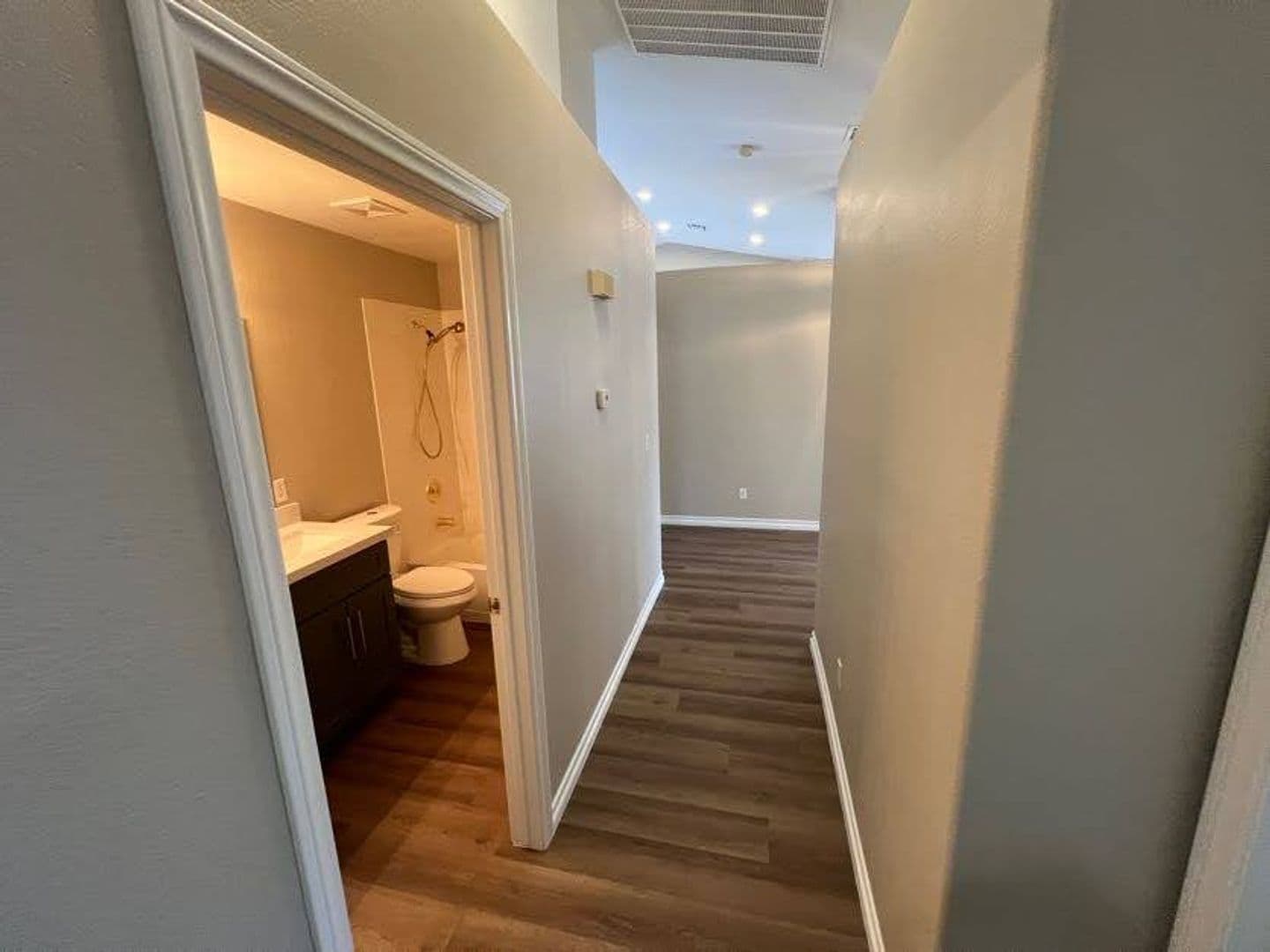 N Las Vegas House: 4717 Pointe Decatur Way