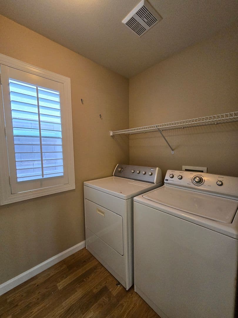 Las Vegas House: 816 Bow Creek Ln