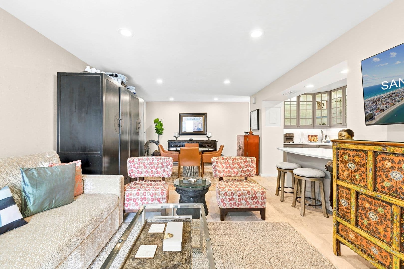 Encinitas Condo: 940 Sealane Drive