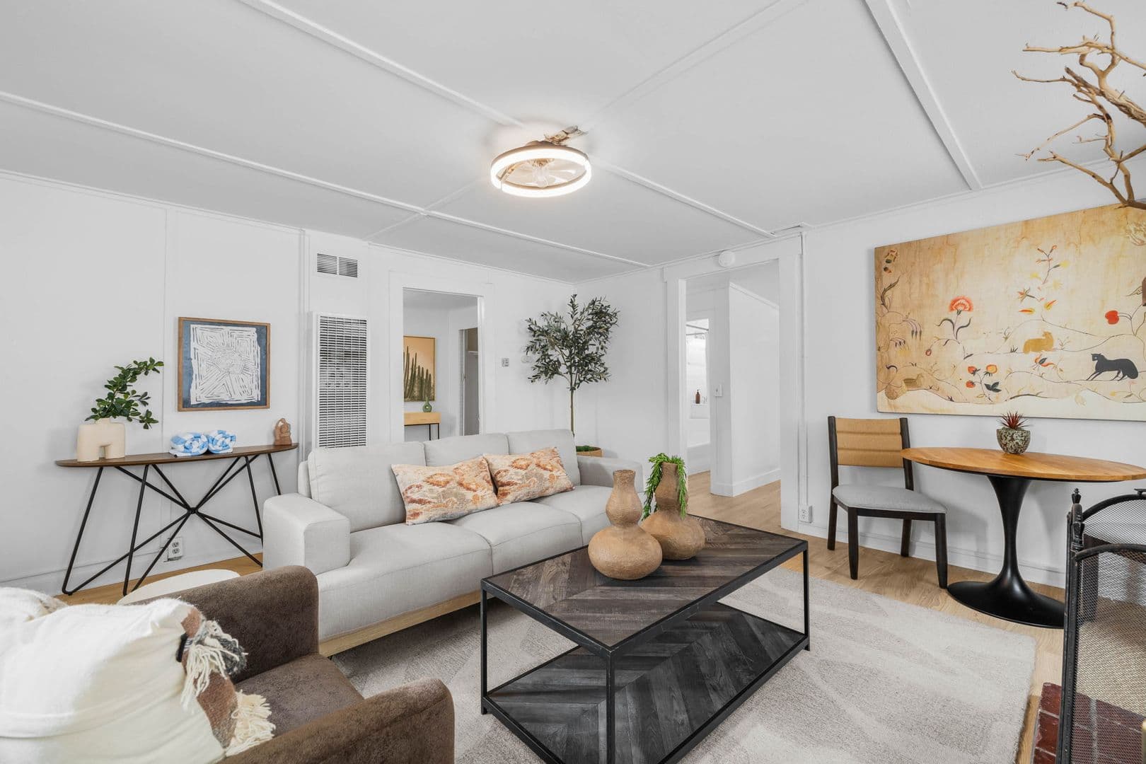 La Jolla Apartment: 344 Bonair St