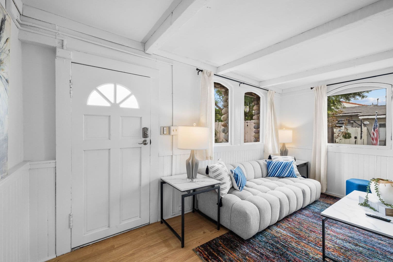 La Jolla Apartment: 344 Bonair St