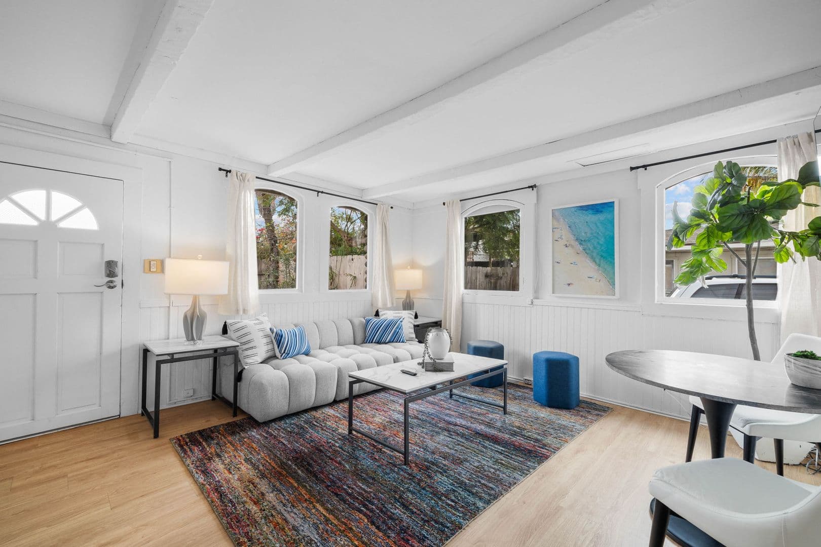 La Jolla Apartment: 344 Bonair St