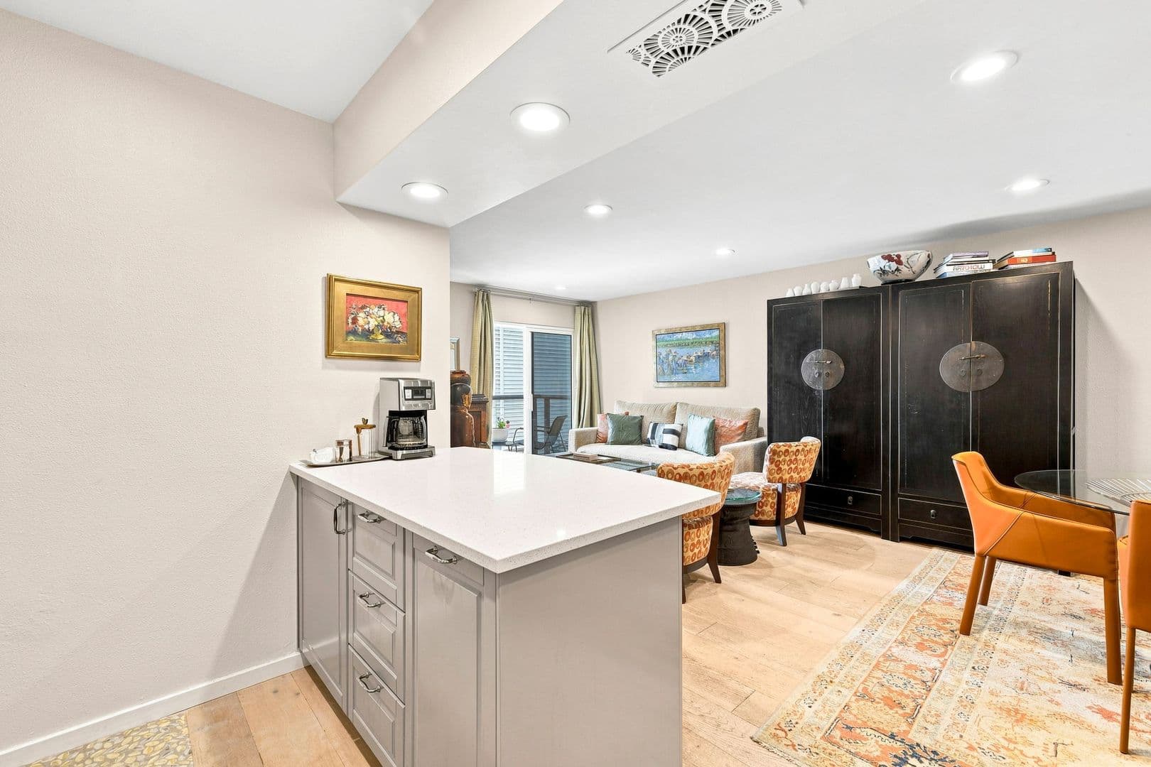 Encinitas Condo: 940 Sealane Drive