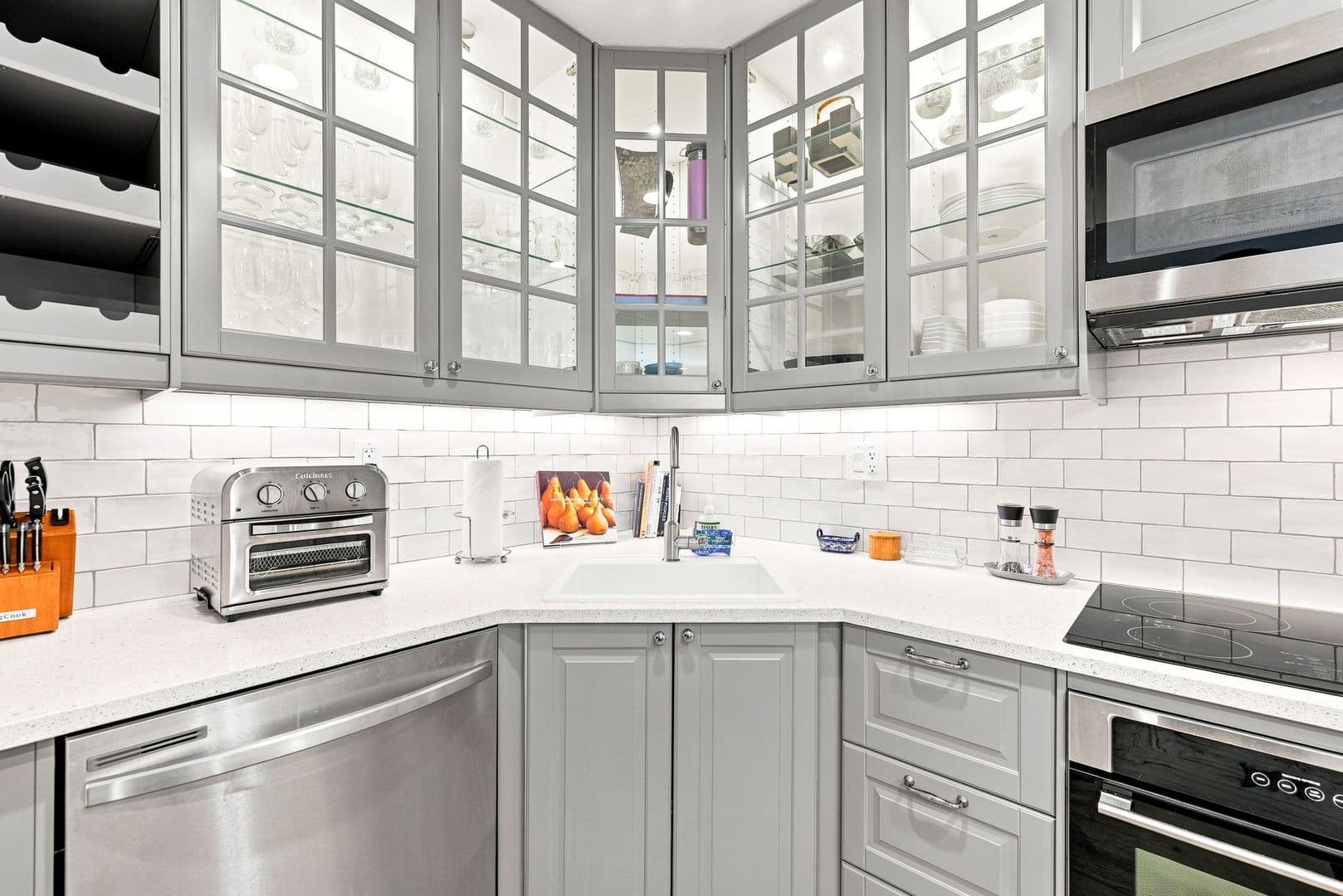 Encinitas Condo: 940 Sealane Drive