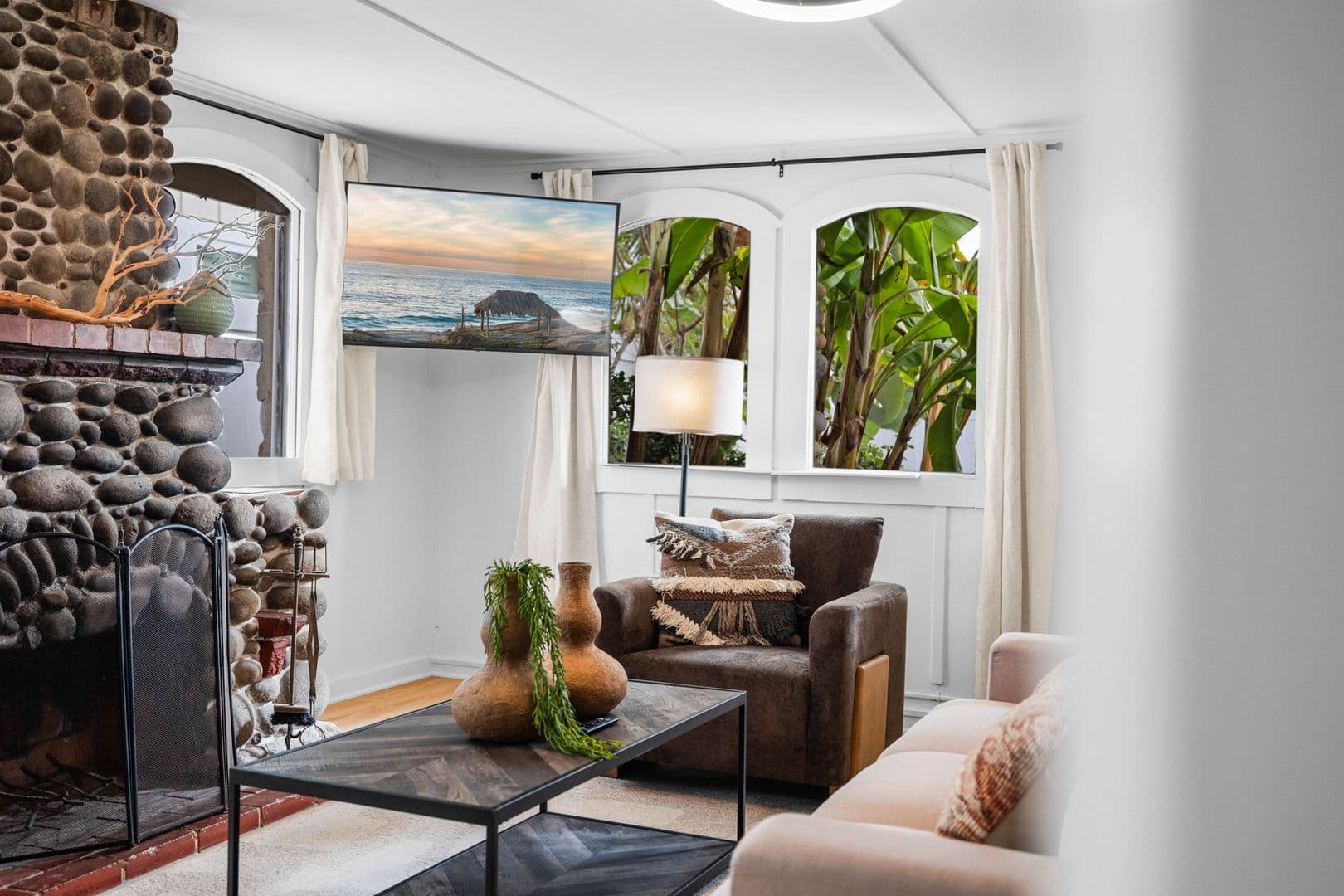 La Jolla Apartment: 344 Bonair St