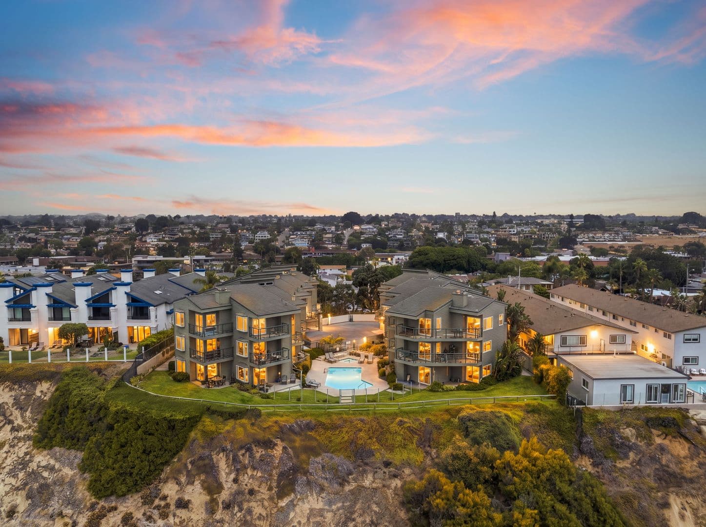 Encinitas Condo: 940 Sealane Drive