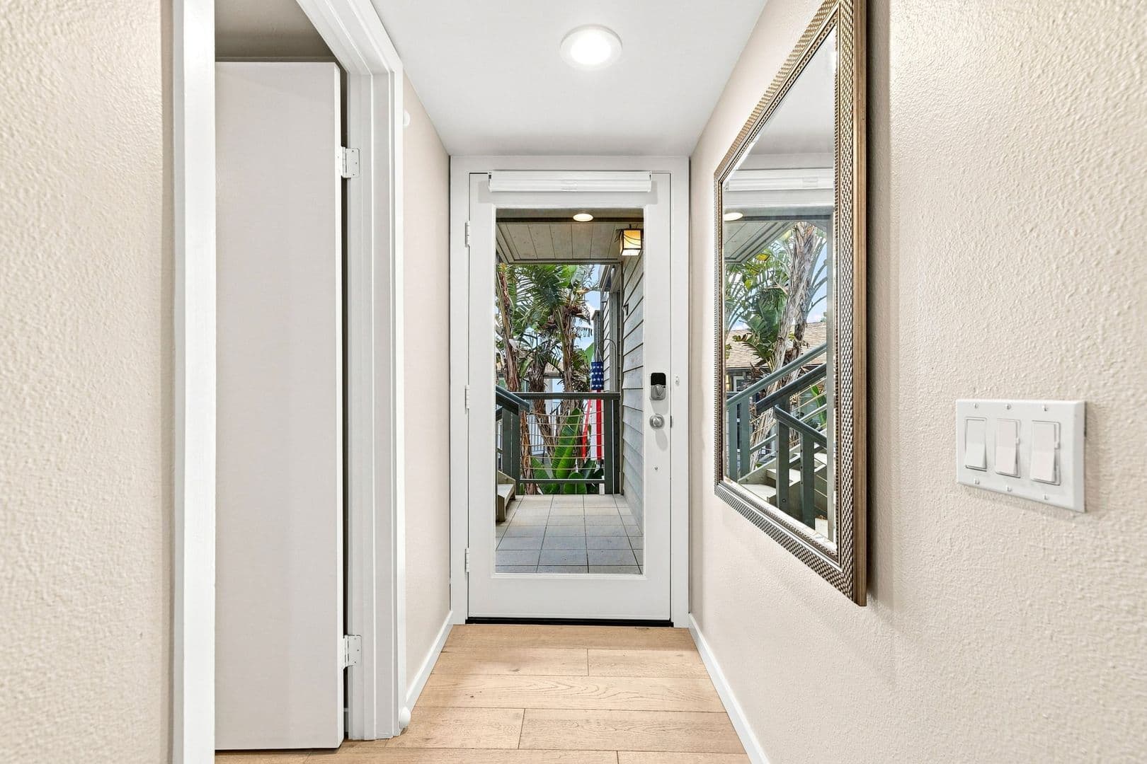 Encinitas Condo: 940 Sealane Drive