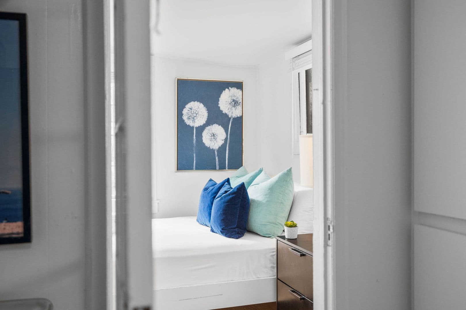 La Jolla Apartment: 344 Bonair St