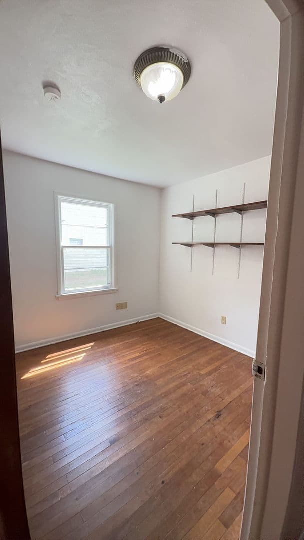Bloomington House: 717 Eastside Drive