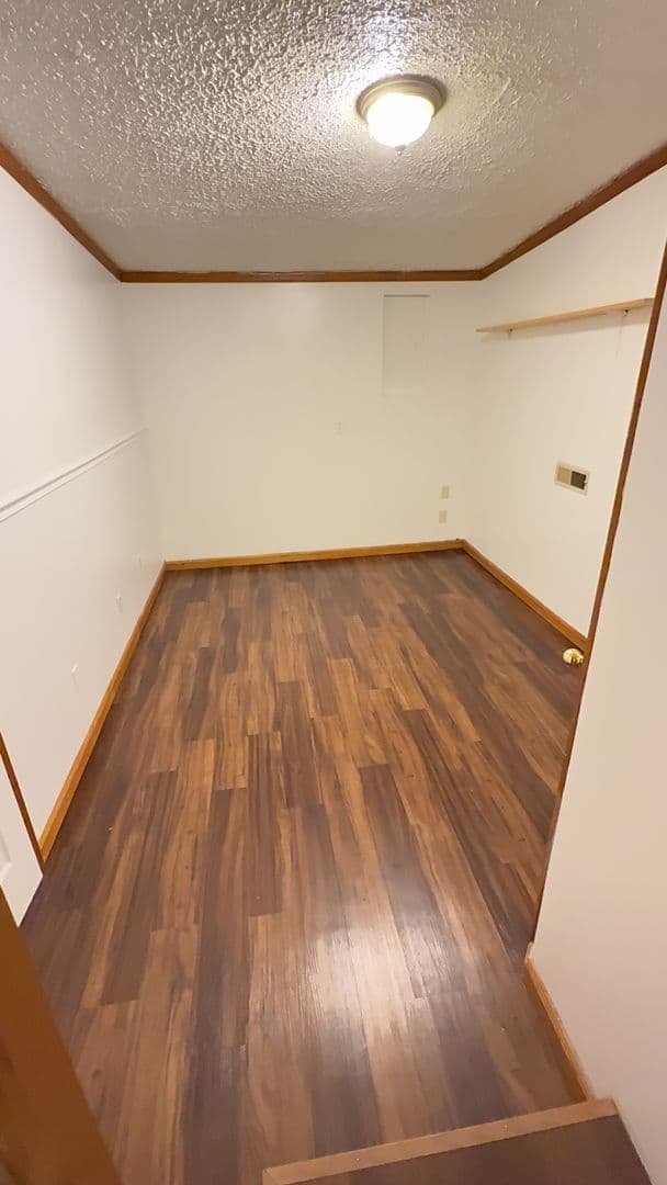 Ellettsville House: 115 W. Temperance Unit # 3