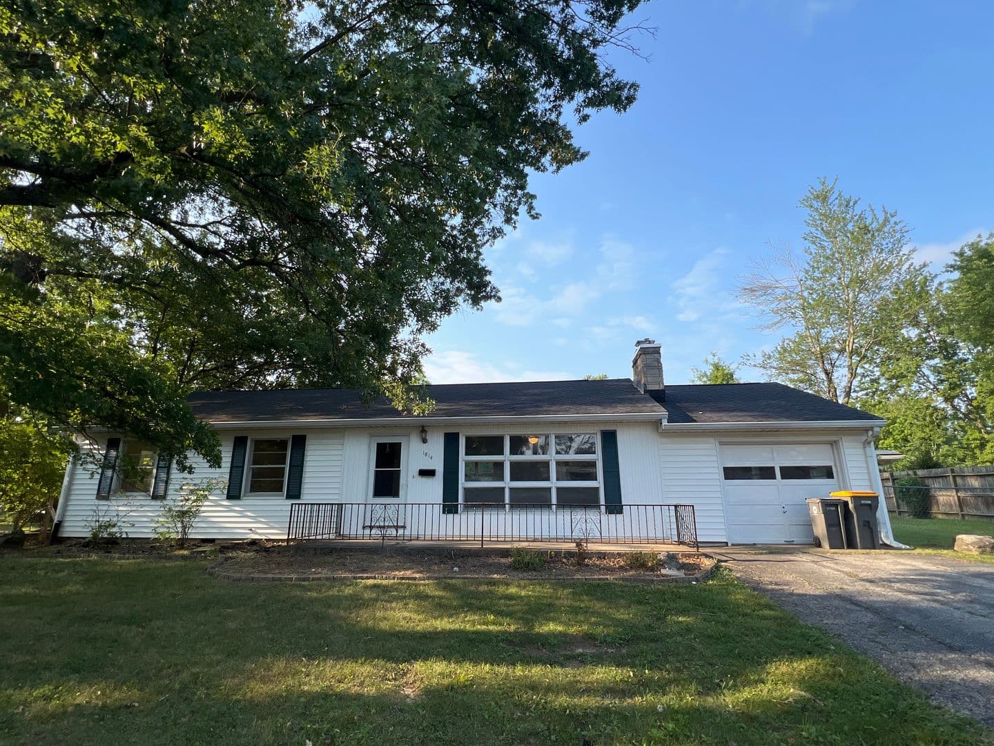 Bloomington House: 1814 E. Southdowns