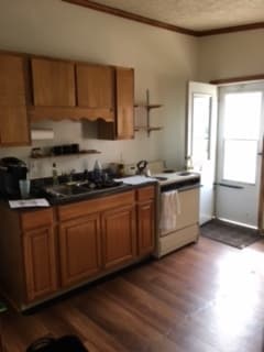 Ellettsville House: 115 W. Temperance Unit # 3