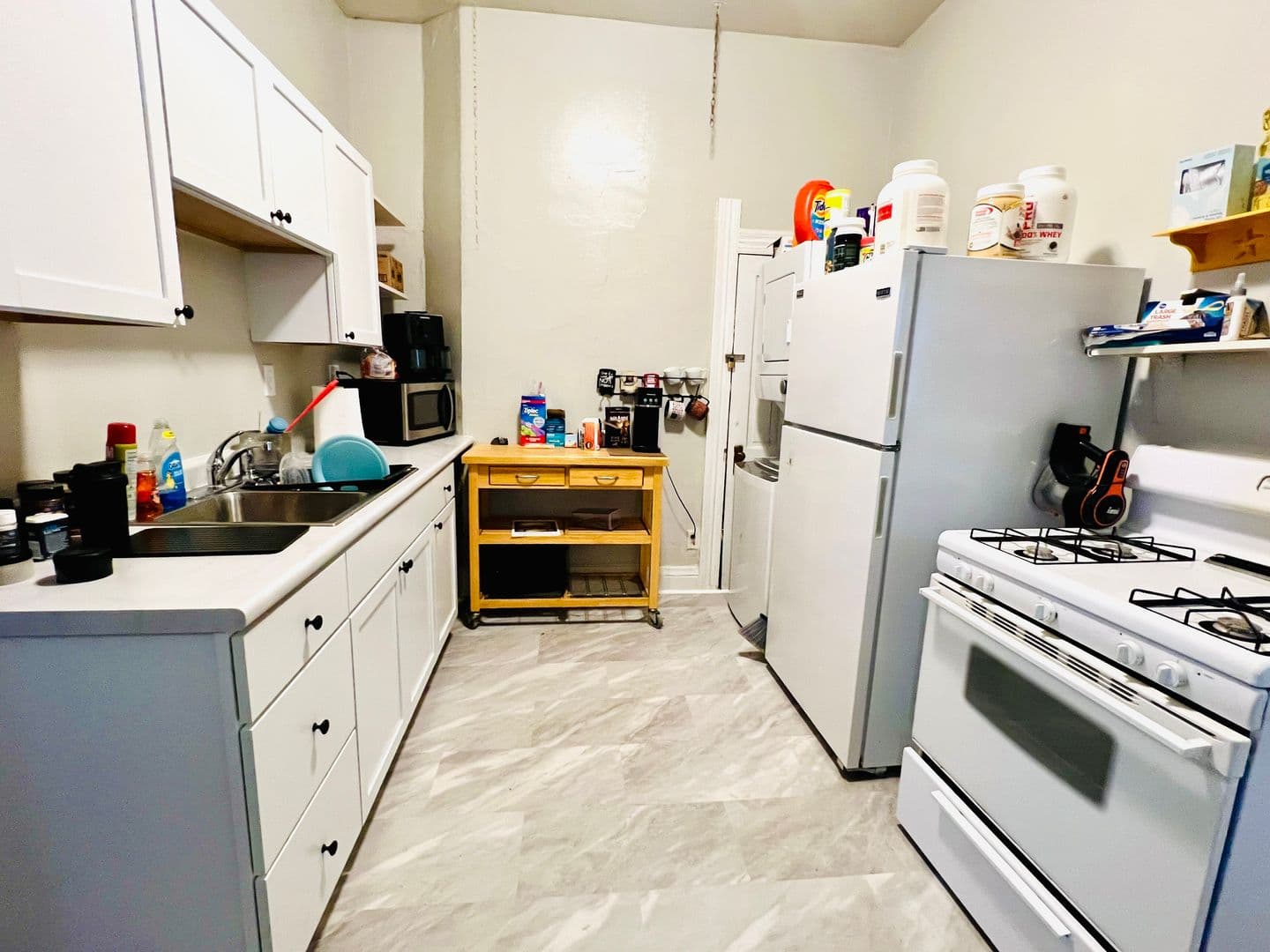 Bloomington House: 316 E. 1st St. West Apt