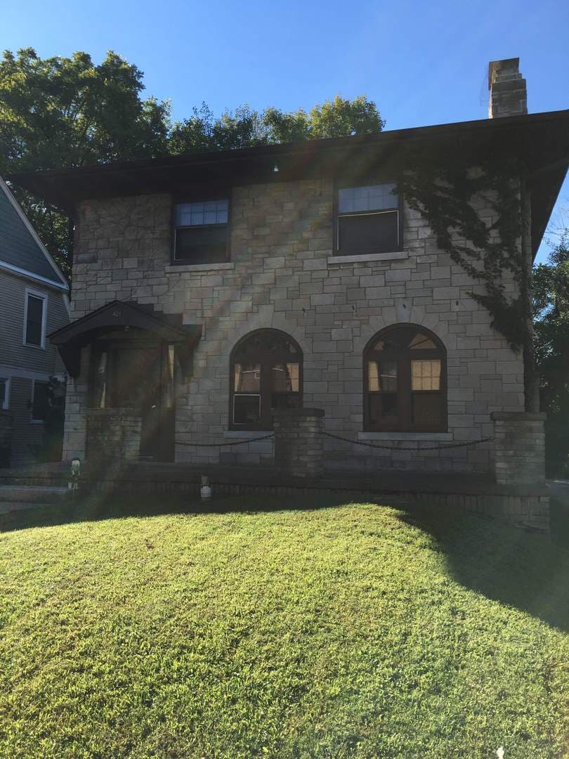 Bloomington House: 428 E. 2nd St.