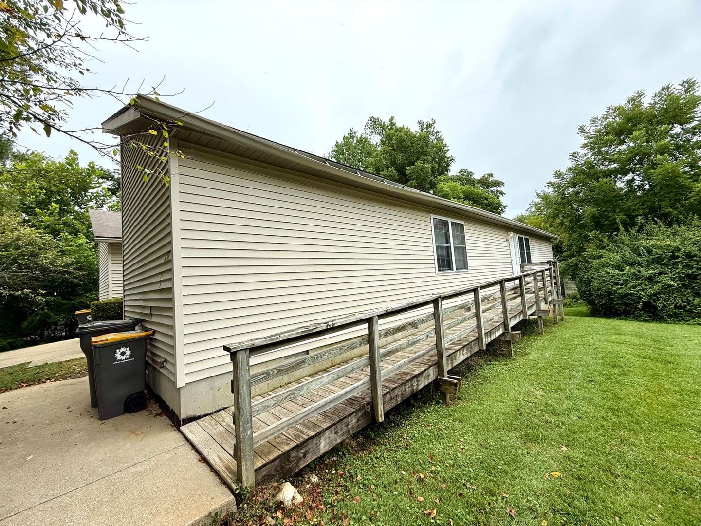 Bloomington House: 217 S. Roosevelt