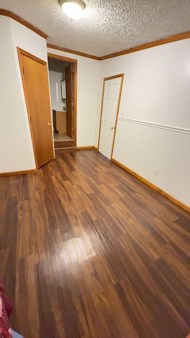 Ellettsville House: 115 W. Temperance Unit # 3