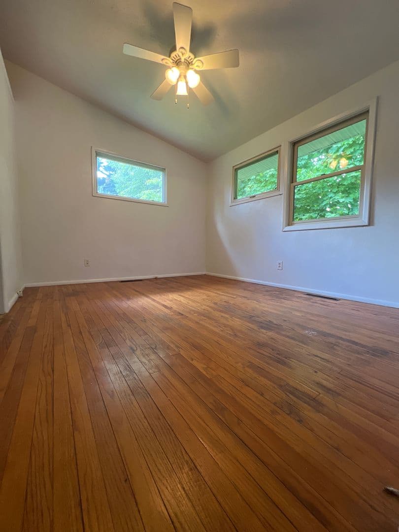 Bloomington House: 2518 E. 7th St