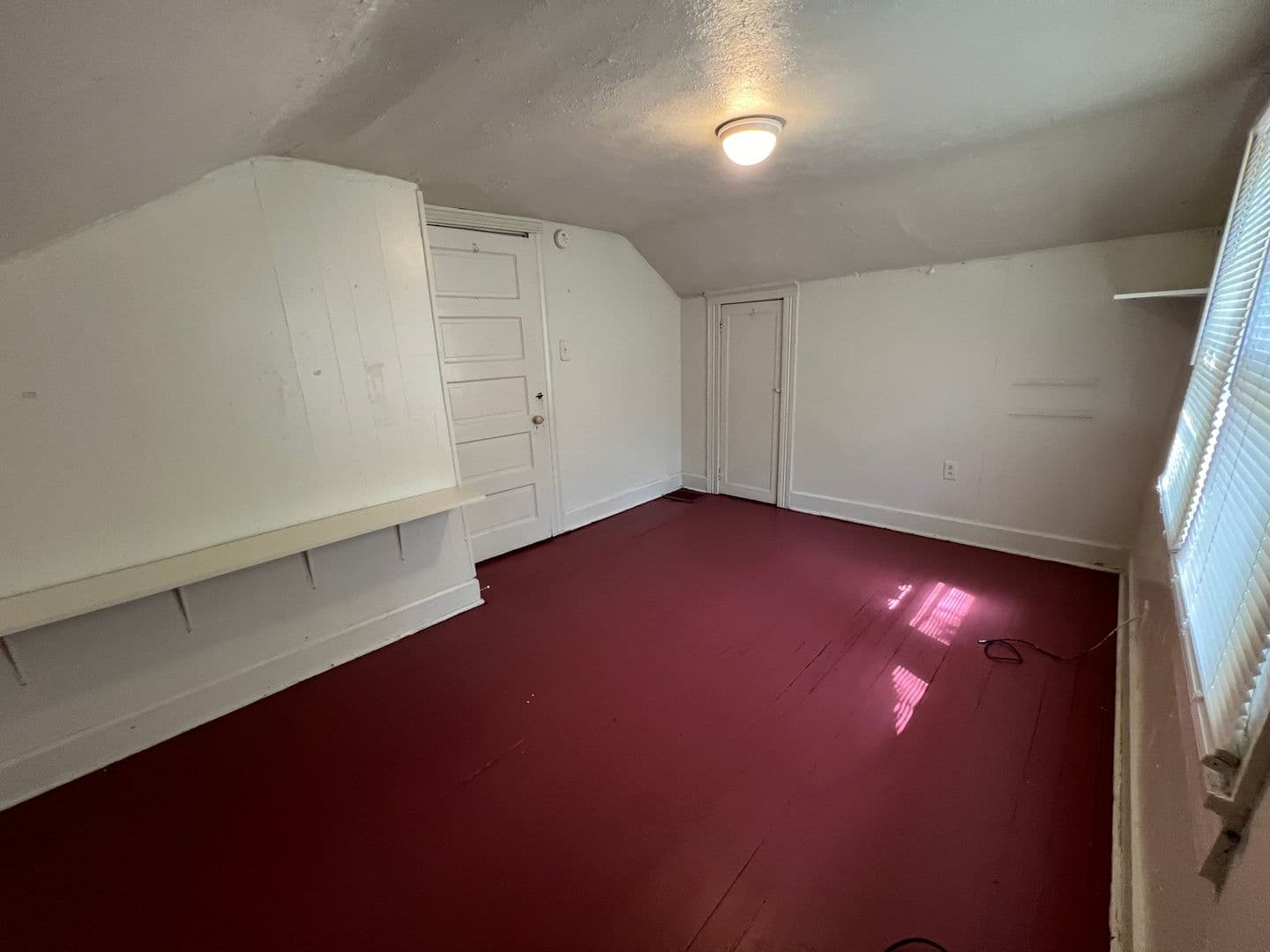 Bloomington House: 805 N. Park