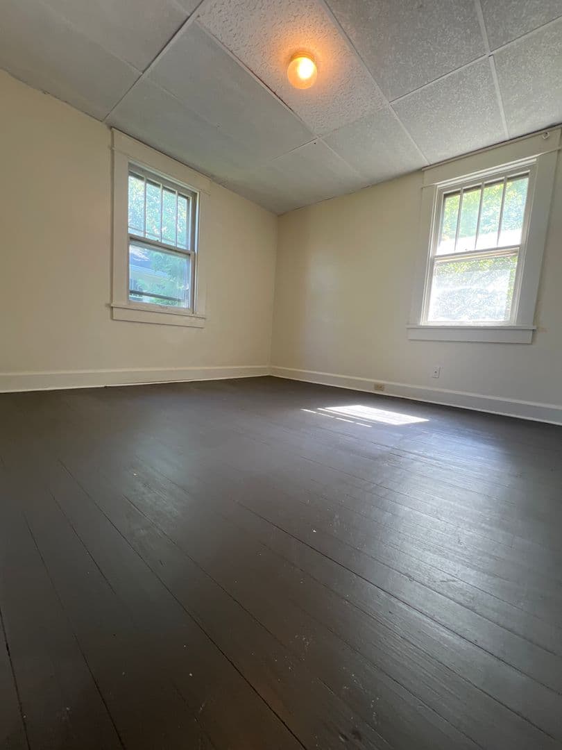 Bloomington House: 523 S. Park