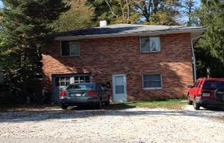 Bloomington Apartment: 218 S. Roosevelt