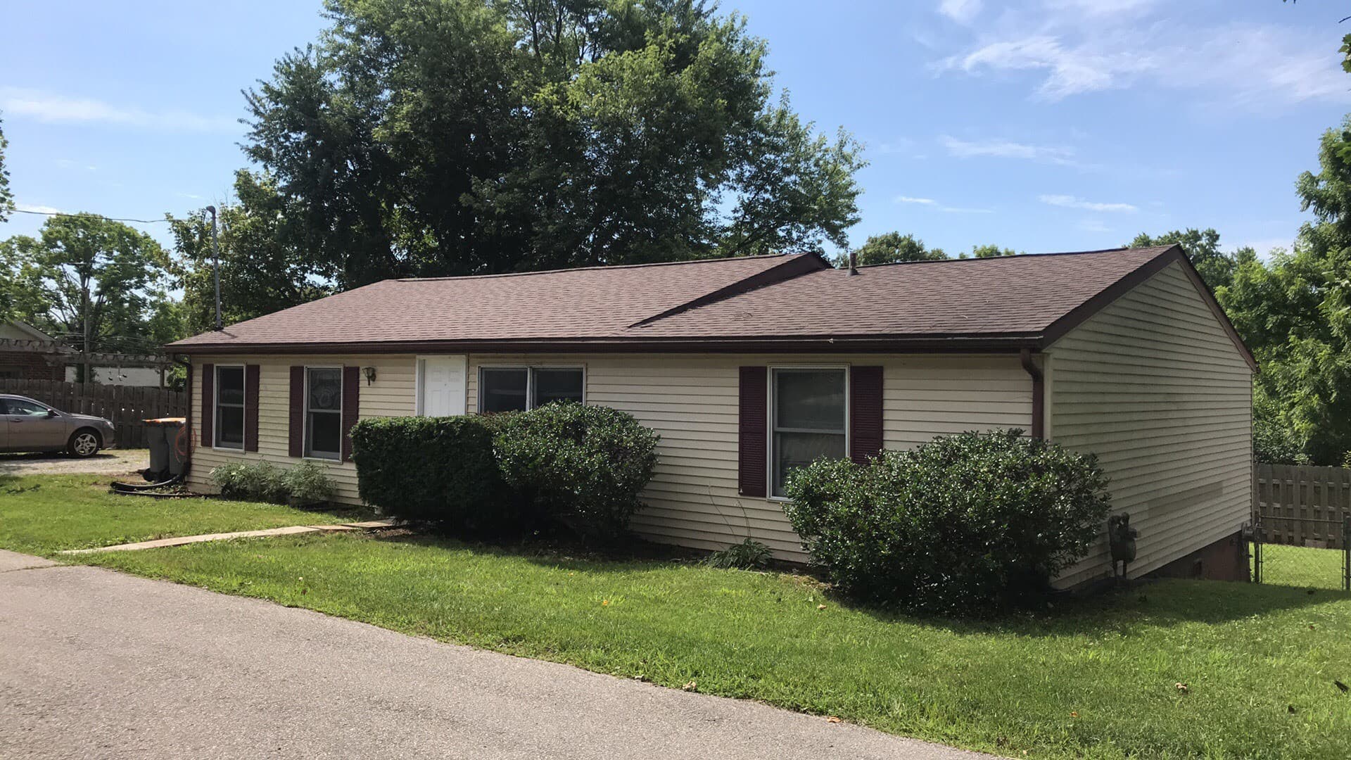 Bloomington House: 509 Duncan Drive